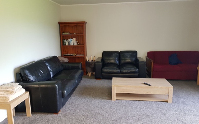 Tidewater Motel and Tourist Park - Hostel – Guest Rooms – Coromandel
