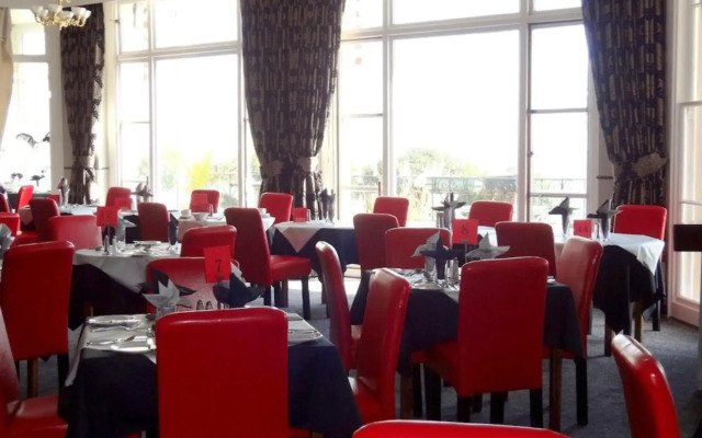 The Cumberland Hotel