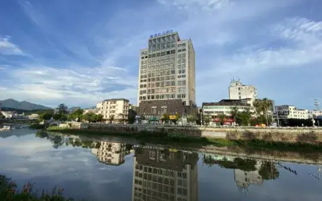 Ripple Hotel