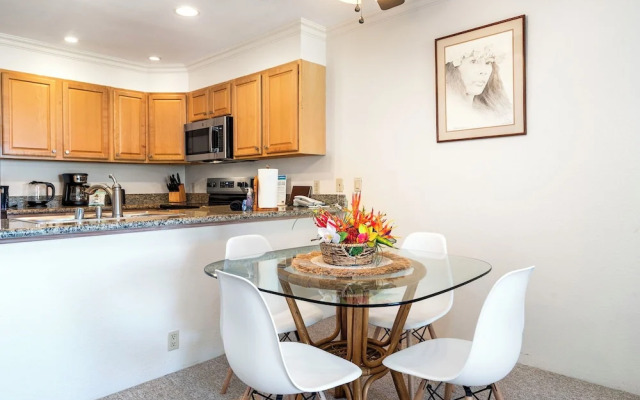 Ocean View - Pool & BBQ Area - Vrkcv