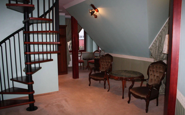 Royal Residence