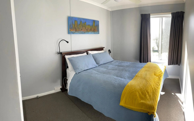 Unit 9 Bellevue – Guest Rooms – Lakes Entrance