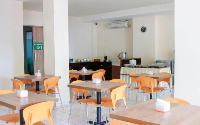 LeGreen Suite Ratulangi