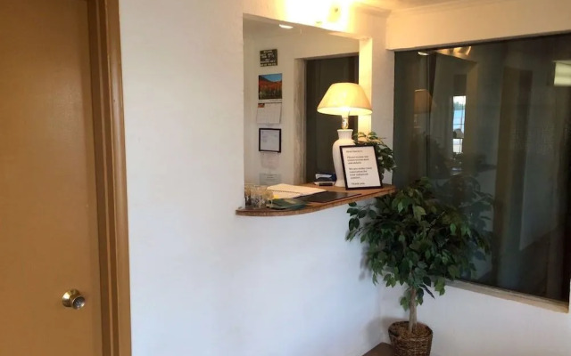 Connell Inn and Suites