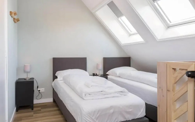 Apartment Near Sneekermeer Water Sports