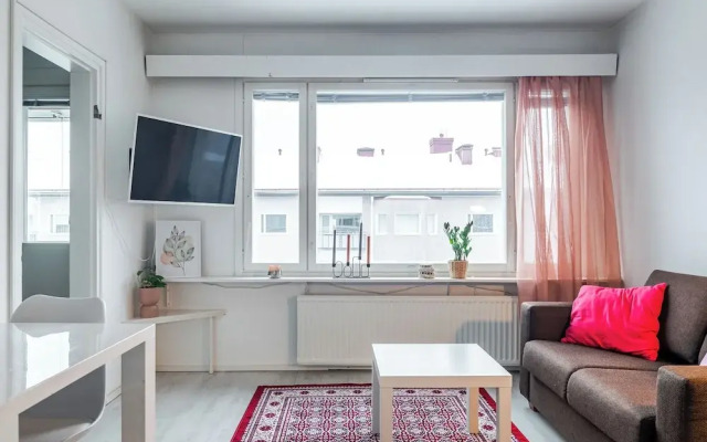Nice Studio with Balcony in the Center