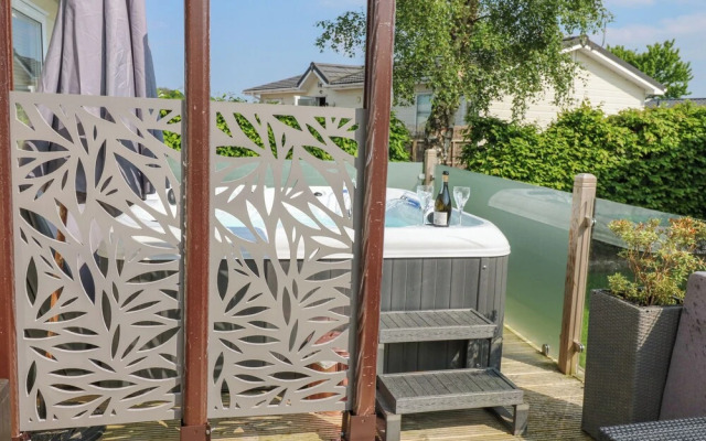 A and C Lodge-plot 21