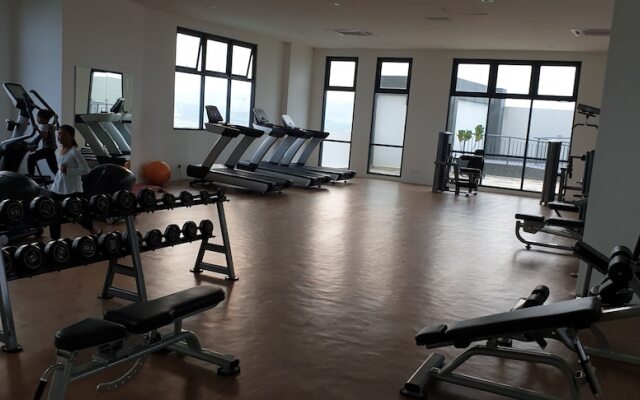 MLH Deluxe Studio Suites @ Landmark Residence