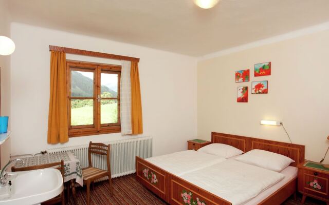 Bright Holiday Home in Saalbach With Mountain View