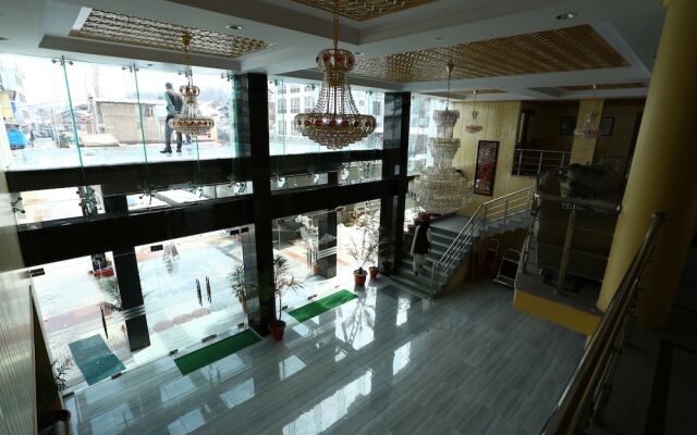 Hotel The Grand Mamta