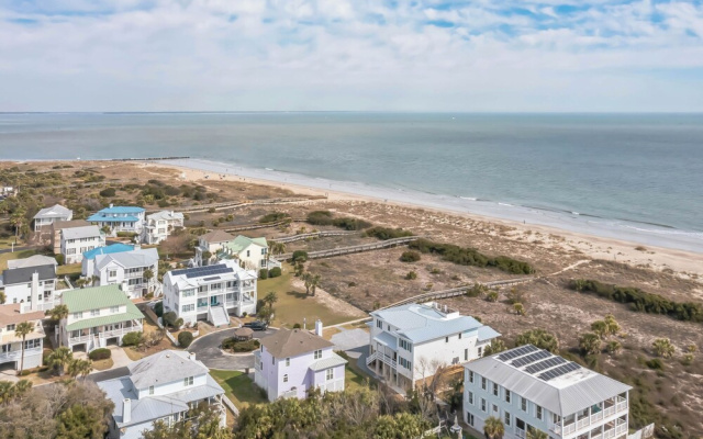 Suite Beach Tybee by Tybee Vacation Rentals