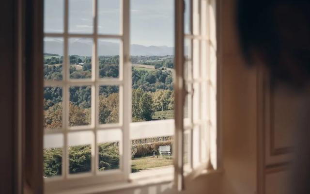 Clos Mirabel Manor B&B