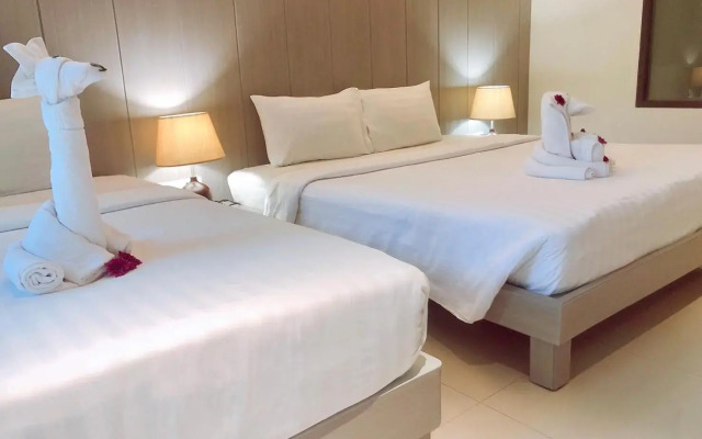 Phu-ke-ta The Hip Serviced Apartment and Hotel