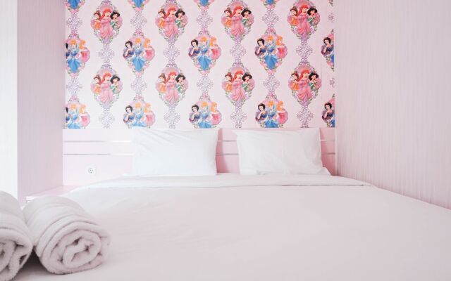 Homey and Fresh 2BR Green Pramuka Apartment