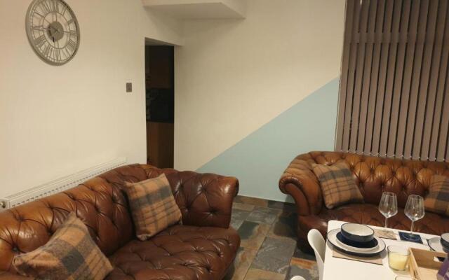 Cosy 3BD Terrace House Barrow in Furness