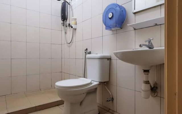 Abby Hotel By The River Town