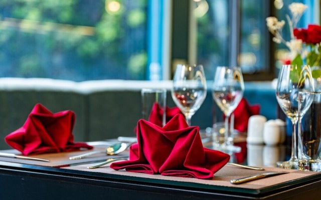 Maia Cruise – Restaurant – Ha Long