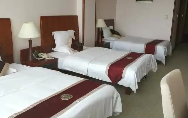 Plateau Pearl Hotel