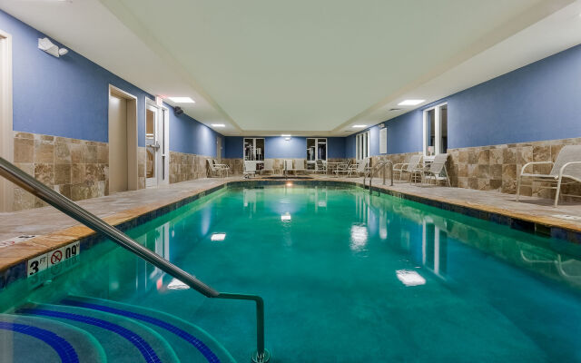 Holiday Inn Express Salinas by IHG