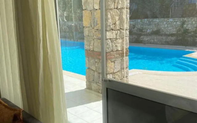 Olivia Apartment at Ölüdeniz - Midtown - Poolside