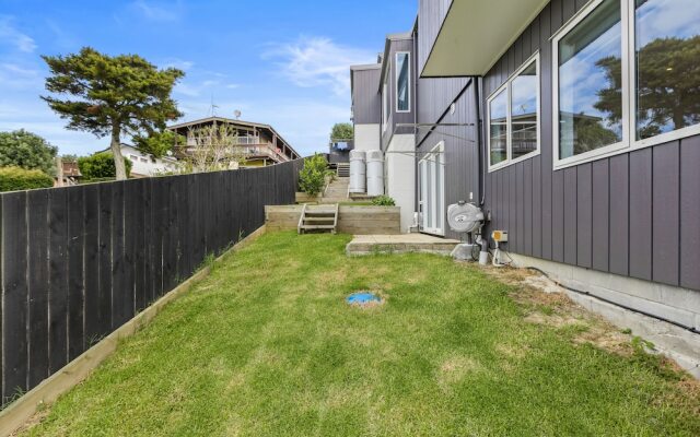 Sensational North Shore Retreat -Netflix