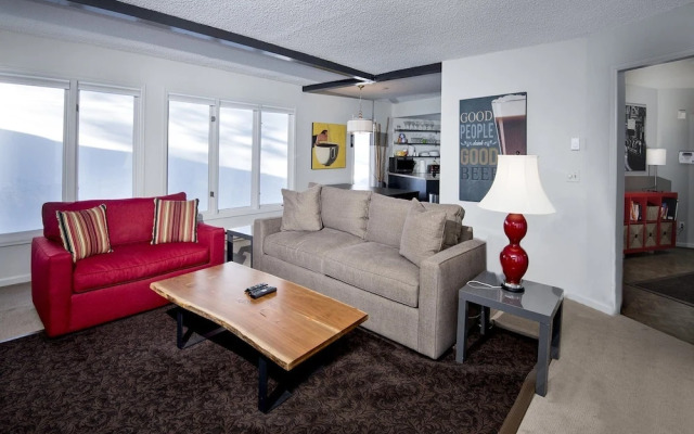 2338 Tahoe Drive