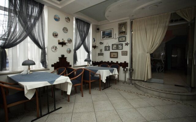 Mesogios Hotel