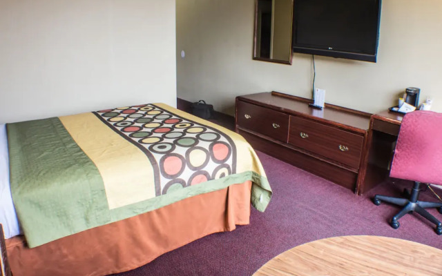 Econo Lodge Erie near Casino