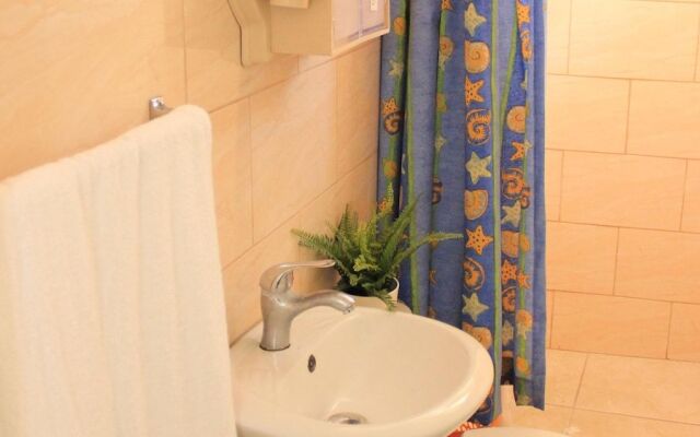 Fully Equipped New 3br Apt dt 2mins To The Beach