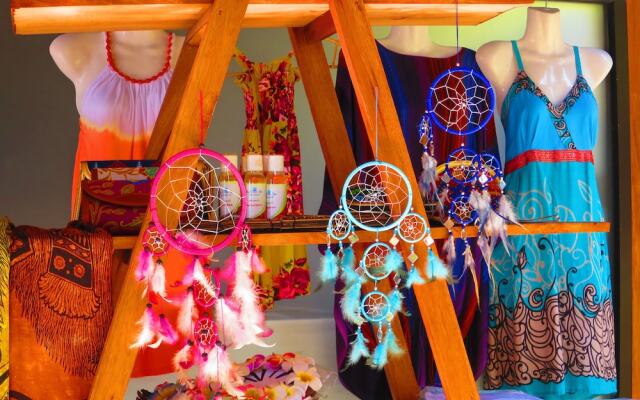 Amed Cafe & Hotel Kebun Wayan