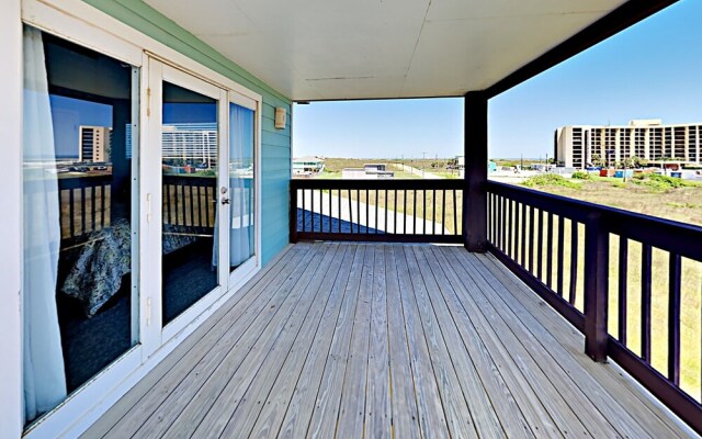 121 12Th Street - Three Bedroom Home