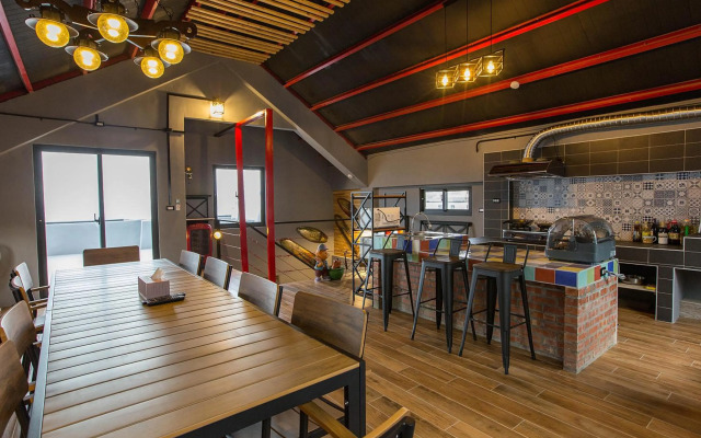 Yi Suo Yen Yu Homestay