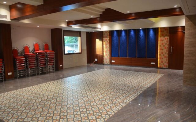 Hotel Srikrishna Paradise