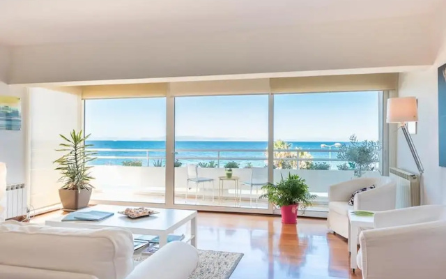 Adelos Coastal Chic by the Sea - Athens Riviera
