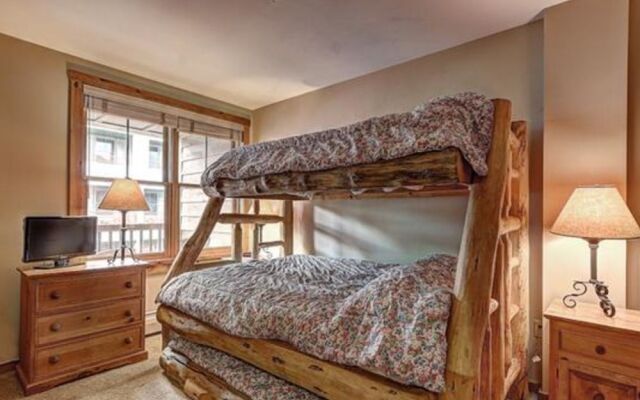 Buffalo Lodge by Summit County Mountain Retreats