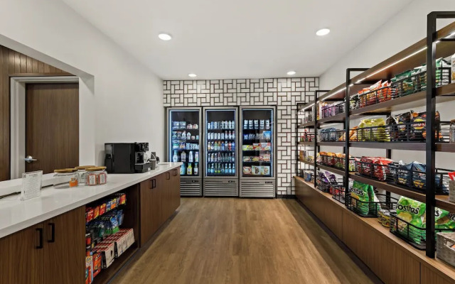 Everhome Suites Brownsville