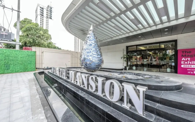 Wealth Mansion Suite River View by Soben