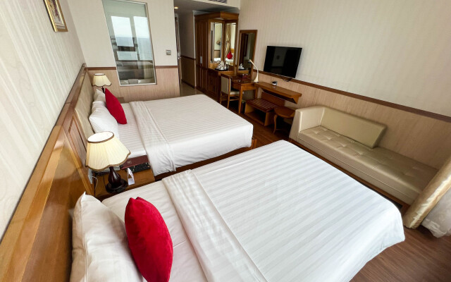 Serene Beach Hotel Danang