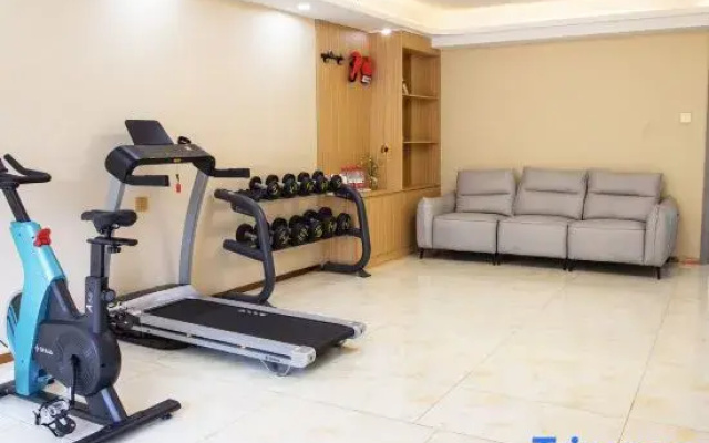 LanOuShangPin Hotel (Funing Development Zone Avenue Xiangyang East Road)