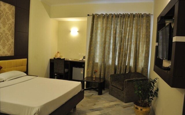 Starihotels Cantt Varanasi