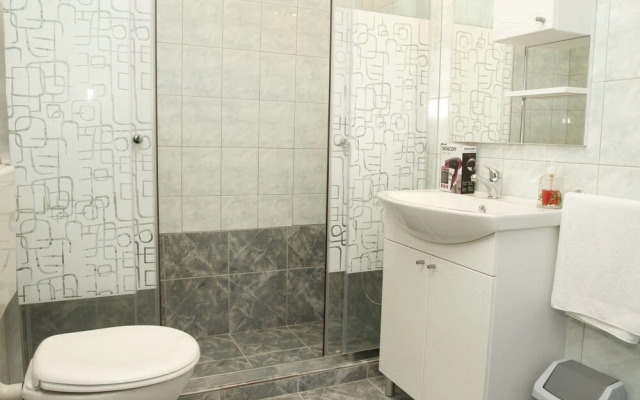 Apartments and Rooms Krizmanic