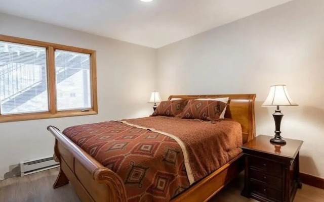 3-Bedroom Meadow Creek Townhom 3 Townhouse