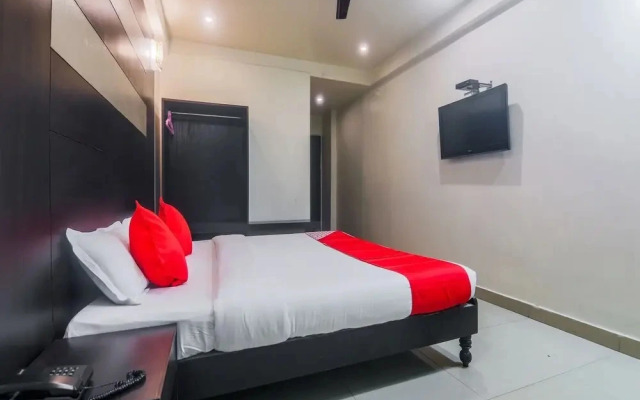 Hotel Starline by OYO Rooms