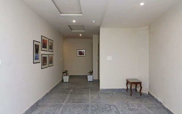 OYO 13035 Noosa Hotel