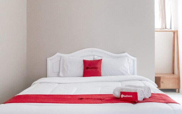 RedDoorz Plus near Tambun Station