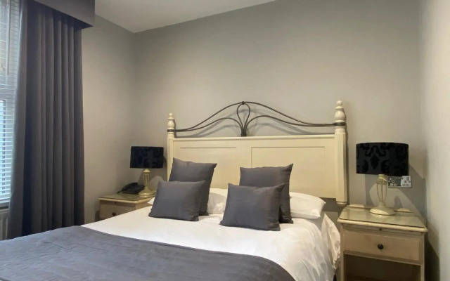Camelia Hotel