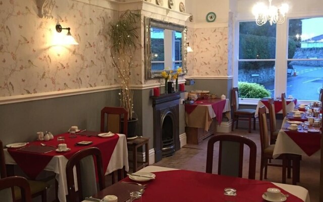 Hillcrest Guest House