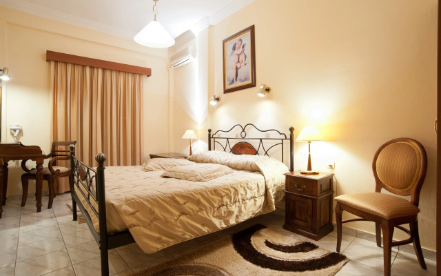 Hermes Delphi Hotel