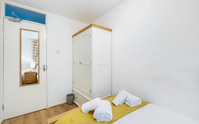 Spacious 4-Bedroom 2-Bath Home in Bywood