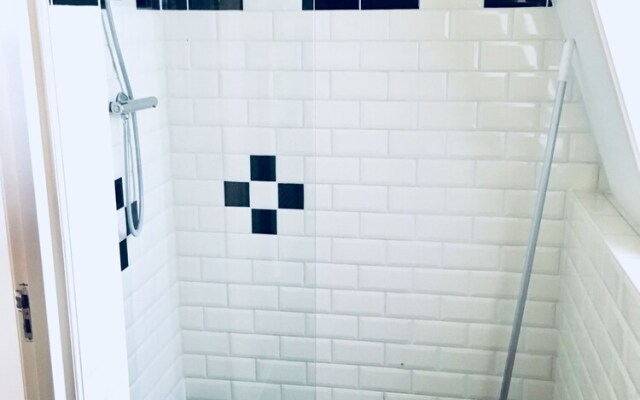 Nikki's Holiday Home